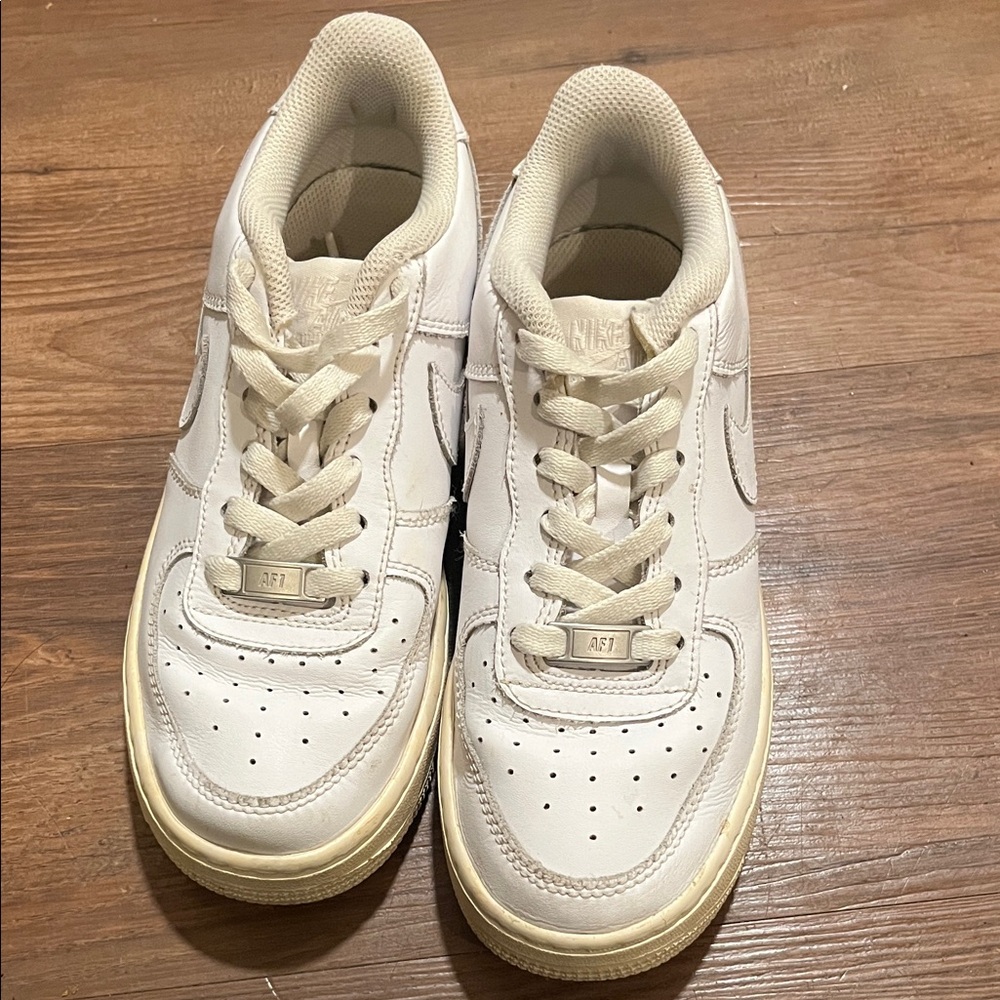 Nike White Leather Sneakers